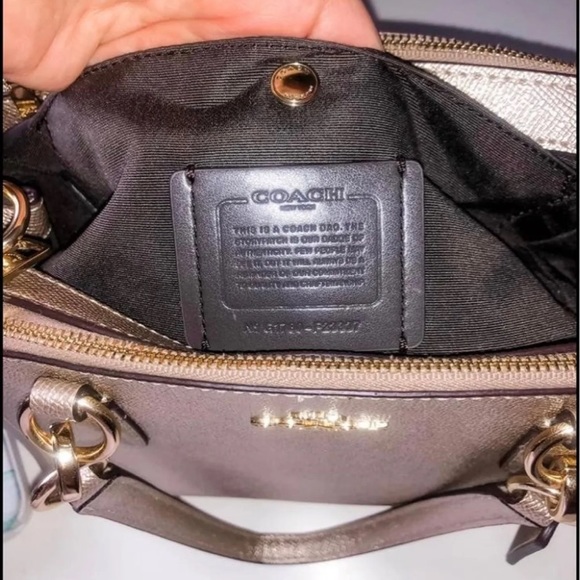 Coach Gold Crossbody Bag - Picture 4 of 9